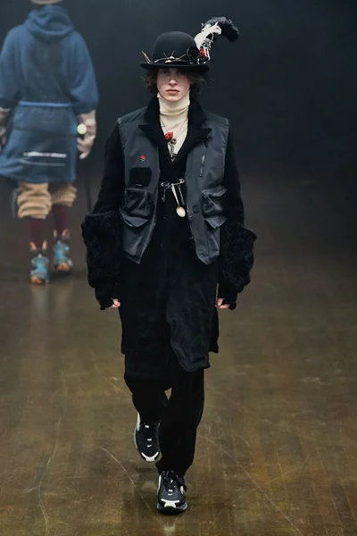 Look 36